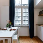 Apartamento Huswell - The Jungle' In The Heart Of *