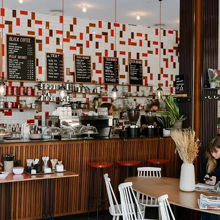 Huswell - The Jungle' In The Heart Of * Gante